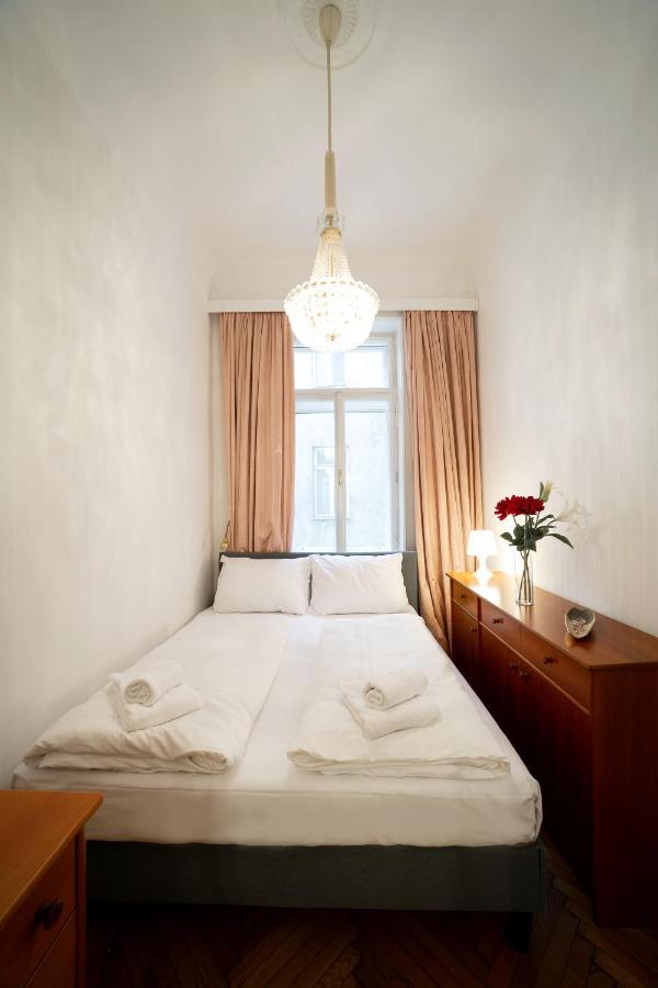 Ferienwohnung Hideaway Wahring Wien Exterior foto